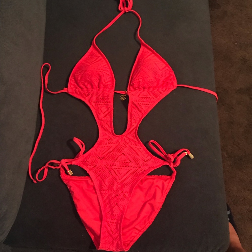 Rocawear 1 piece swimsuit size small